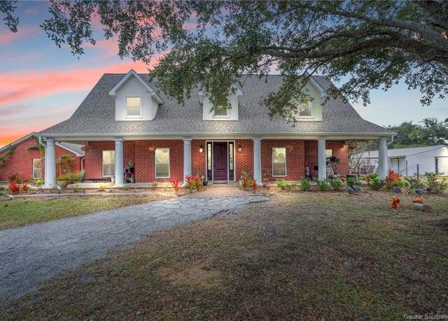 Property at 700 W Friesen Road Road, Lake Charles, LA 70607, 5 beds, 3 baths