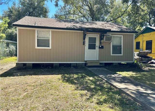 Property at 2216 Tulip Street Street, Lake Charles, LA 70601, 2 beds, 1 bath