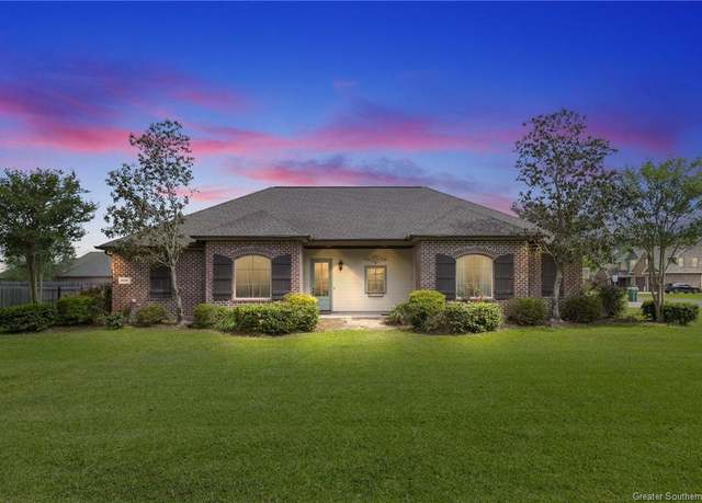 Property at 2664 Williamsport Drive Drive, Lake Charles, LA 70611, 4 beds, 2 baths