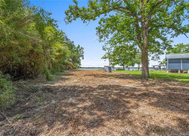 Property at 144 Sara Avenue Avenue, Gueydan, LA 70542