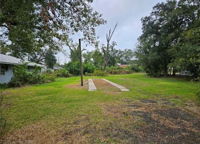 Property at 203 Gill Street Street, Dequincy, LA