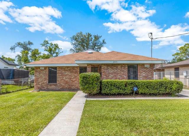 Property at 2905 8th Street Street, Lake Charles, LA 70615, 3 beds, 2 baths