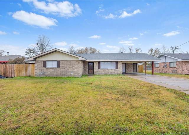 Property at 2420 Mary Ann Drive Drive, Sulphur, LA 70663, 3 beds, 2 baths