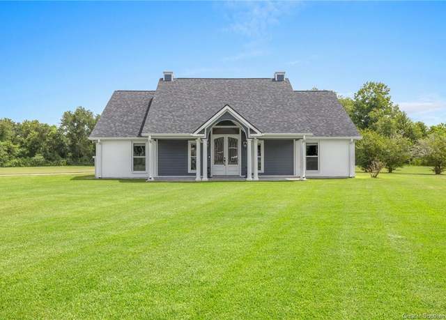 Property at 11049 Highway 384 Highway Highway, Lake Charles, LA 70607, 3 beds, 2 baths