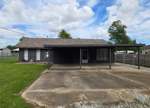 Property at 2512 Wilda Street Street, Westlake, LA 70669, 2 beds, 1 bath
