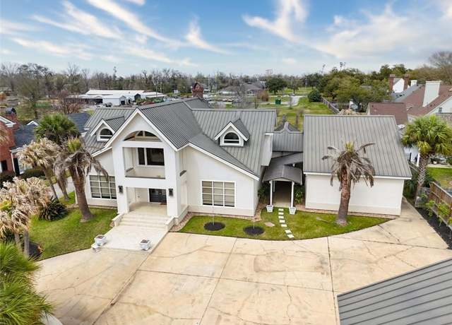 Property at 2700 Bocage Lane Lane, Lake Charles, LA 70605, 4 beds, 4.5 baths