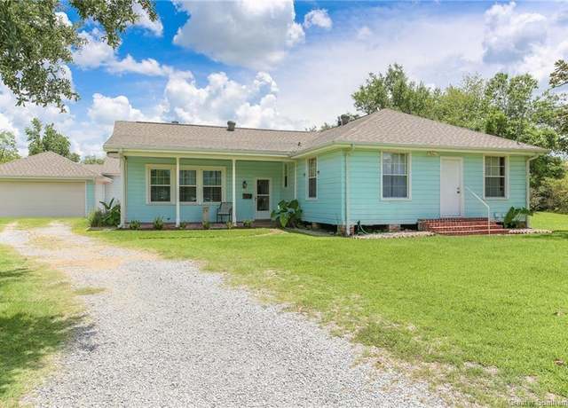 Property at 1825 Barbe Street Street, Lake Charles, LA 70601, 3 beds, 2 baths