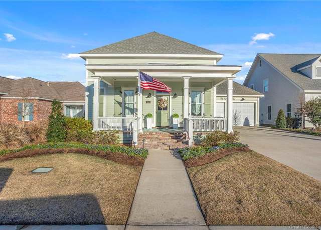 Property at 5839 Lakeview Lane Lane, Lake Charles, LA 70605, 3 beds, 3 baths