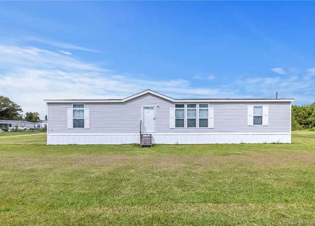 Property at 820 E Tank Farm Road Road, Lake Charles, LA 70607, 3 beds, 2.5 baths