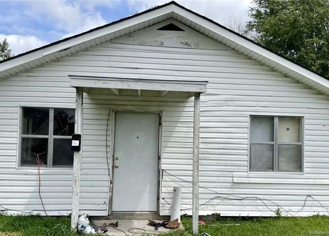 Property at 719 14th Street Street, Lake Charles, LA 70601, 2 beds, 1 bath