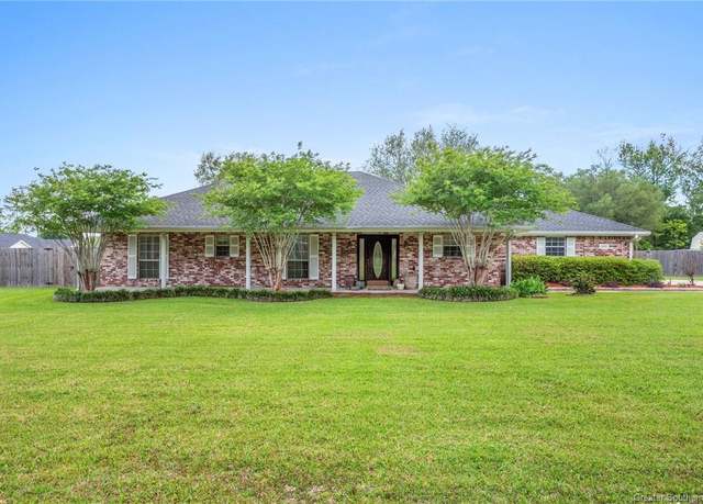 Property at 2225 Crawford Drive Drive, Lake Charles, LA 70611, 3 beds, 2 baths