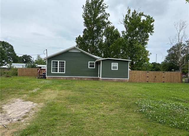 Property at 3509 M Ogea Road Road, Lake Charles, LA 70605, 3 beds, 2 baths
