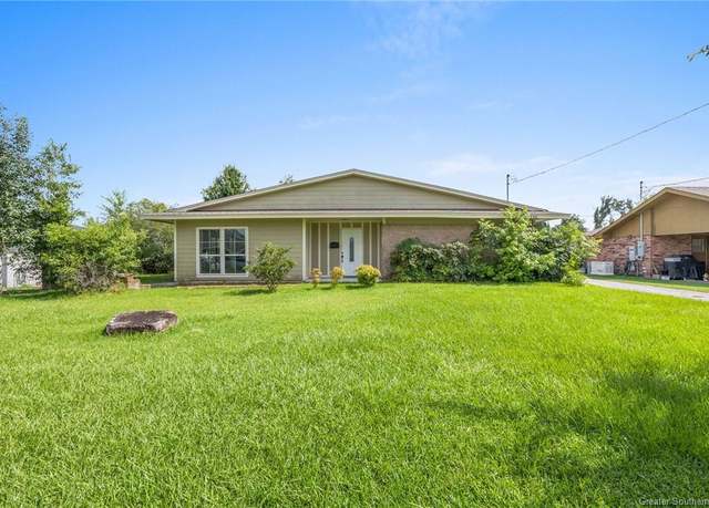 Property at 1119 Mobile Street Street, Lake Charles, LA 70605, 3 beds, 2 baths