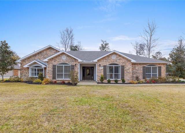 Property at 1048 Blackwood Court Court, Lake Charles, LA 70611, 4 beds, 2.5 baths