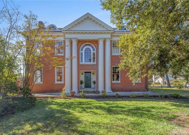 Property at 1400 Bank Street Street, Lake Charles, LA 70601, 4 beds, 3.5 baths
