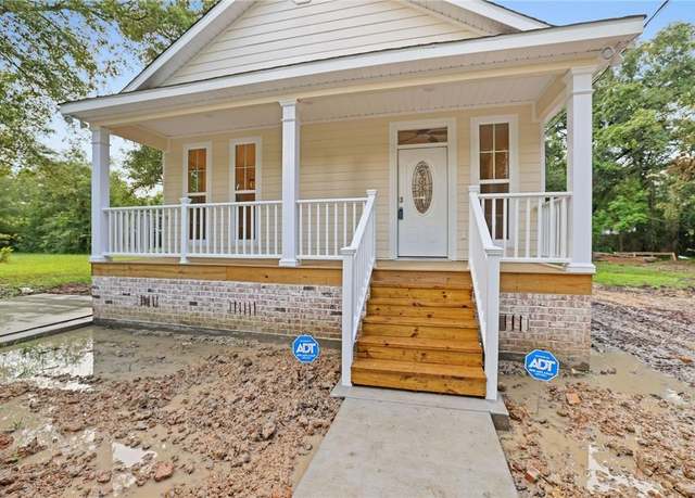Property at 107 E Stanley Street Street, Hammond, LA 70403, 3 beds, 2 baths