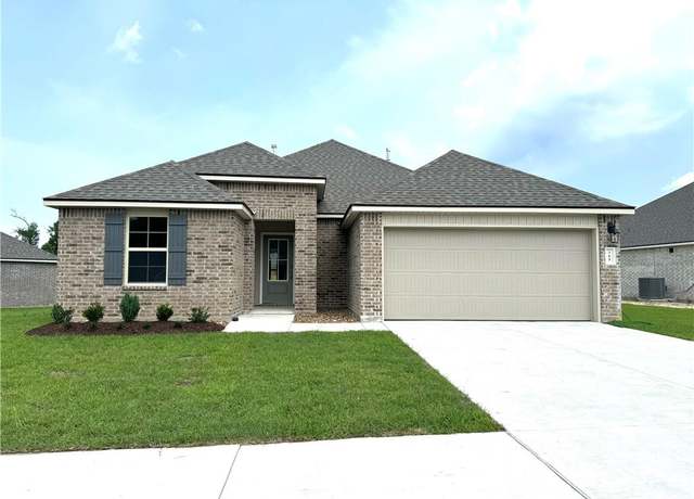 Property at 713 Cypress Trace Boulevard Boulevard, Lake Charles, LA 70611, 3 beds, 2 baths