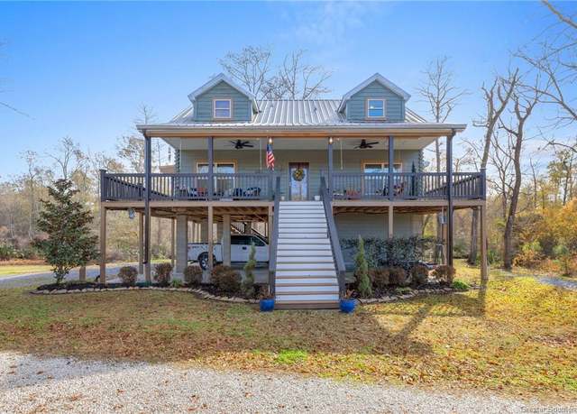 Property at 2846 Fork Road Road W, Lake Charles, LA 70611, 3 beds, 2.5 baths
