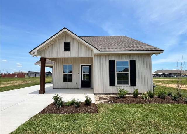 Property at 2349 Strickland Court Court, Lake Charles, LA 70607, 3 beds, 2 baths