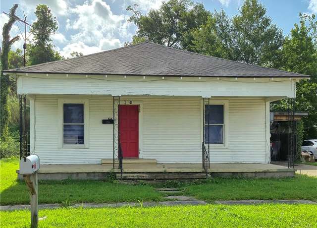 Property at 106 Hall Street Street, Dequincy, LA 70633, 2 beds, 1 bath