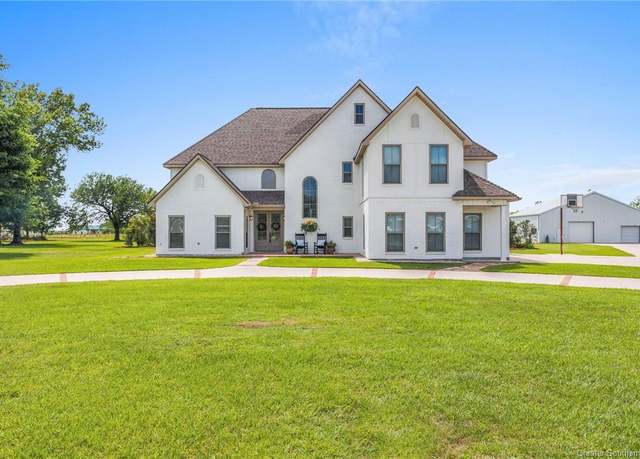 Property at 181 Klumpp Lane Lane, Lake Charles, LA 70607, 5 beds, 3.5 baths