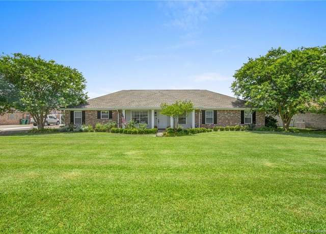 Property at 1818 Deepwoods Drive Drive, Lake Charles, LA 70605, 3 beds, 2.5 baths