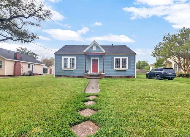 Property at 1226 7th Street Street, Lake Charles, LA 70601, 3 beds, 1 bath