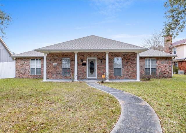 Property at 1909 23rd Street Street, Lake Charles, LA 70601, 4 beds, 3 baths