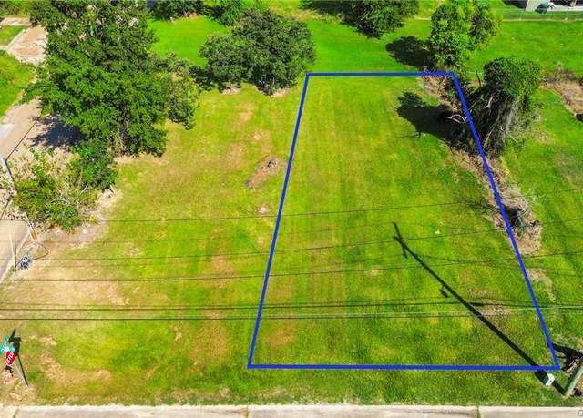 Property at 124 N Bilbo Street Street, Lake Charles, LA 70601