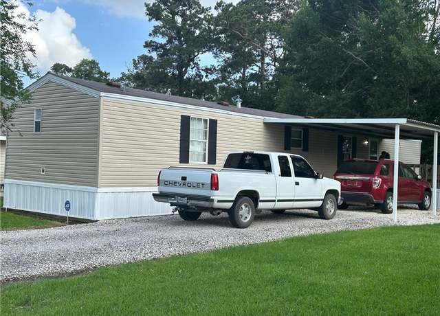 Property at 2113 Jeff Davis Academy Road Road, Jennings, LA 70546, 2 beds, 2 baths