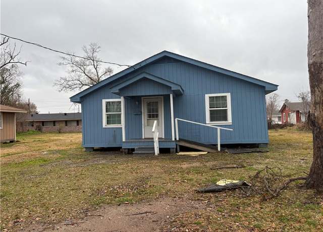 Property at 2310 Fitzenreiter Road Road, Lake Charles, LA 70601, 2 beds, 1 bath