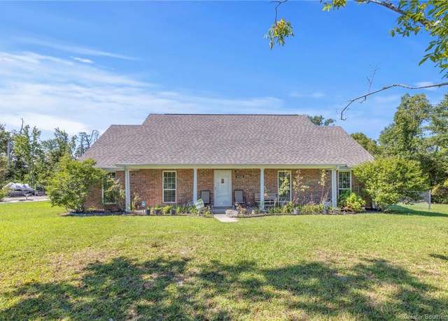 Property at 608 Moss Bluff Drive Drive, Lake Charles, LA 70611, 5 beds, 2 baths