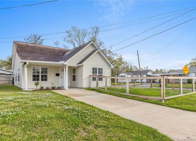 Property at 819 Craft Street Street, Lake Charles, LA 70601, 3 beds, 2 baths