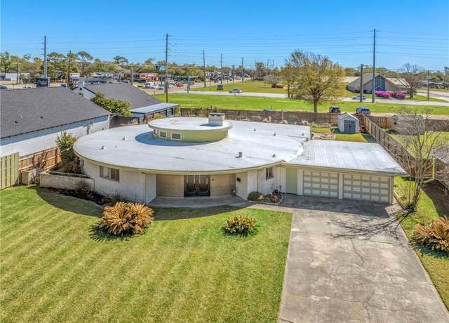 Property at 4507 Young Lane Lane, Lake Charles, LA 70605, 4 beds, 2.5 baths