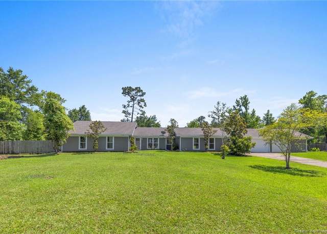 Property at 441 Rolling Hill Drive Drive, Lake Charles, LA 70611, 3 beds, 2 baths