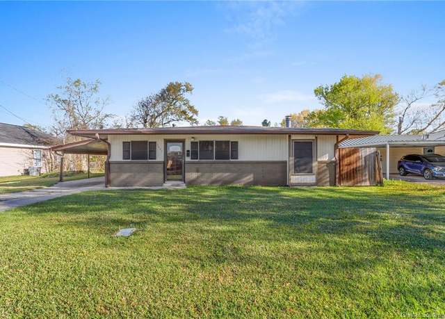 Property at 1501 Meadow Drive Drive, Lake Charles, LA 70607, 3 beds, 2 baths