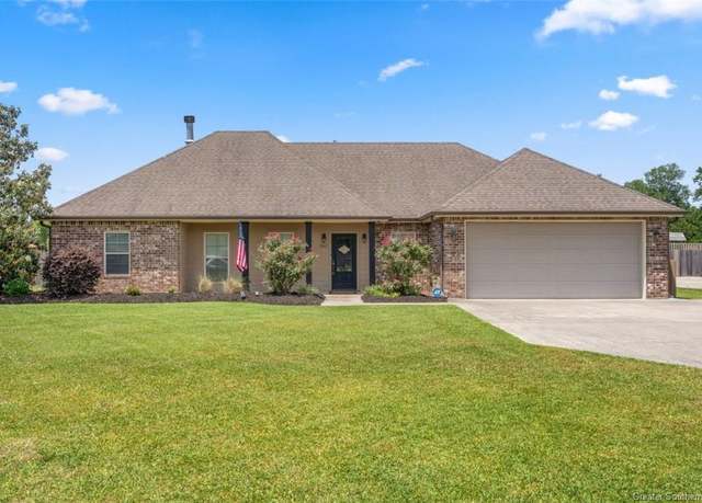 Property at 2667 E Robinwood Drive Drive, Lake Charles, LA 70611, 3 beds, 2 baths