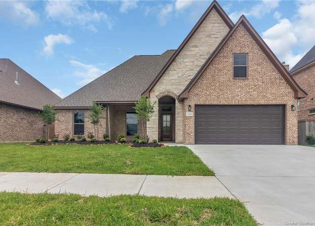 Property at 5662 South Ridge Drive Drive, Lake Charles, LA 70605, 4 beds, 2.5 baths