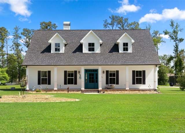 Property at 2848 W Levingwood Road Road, Lake Charles, LA 70611, 3 beds, 2 baths