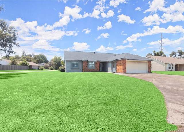 Property at 5688 Spanish Mission Court Court, Lake Charles, LA 70605, 4 beds, 2 baths