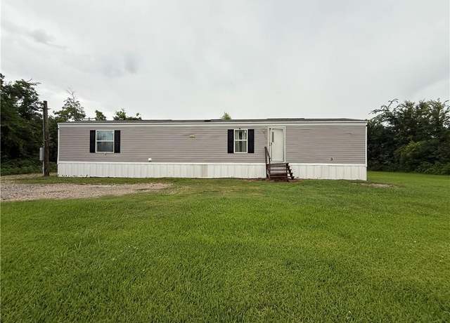 Property at 4105 Moss Avenue Avenue, Sulphur, LA 70663, 2 beds, 2 baths
