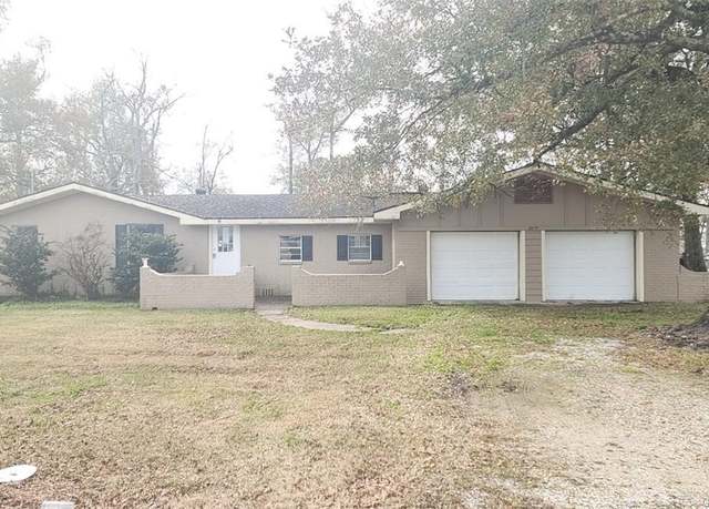 Property at 2517 Roxanne Street Street, Sulphur, LA 70663, 3 beds, 2 baths