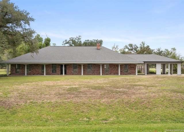 Property at 3625 Coachman Drive Drive, Sulphur, LA 70665, 6 beds, 4 baths