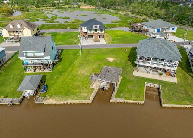 Property at 16 Riviera Drive Drive, Westlake, LA