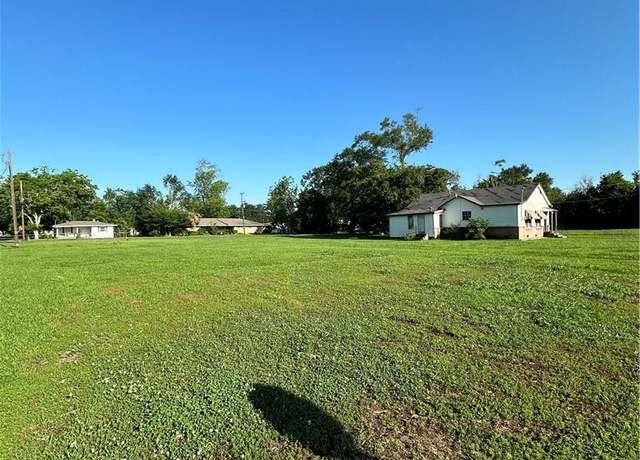 Property at 1105 S Huntington Street Street, Sulphur, LA 70663