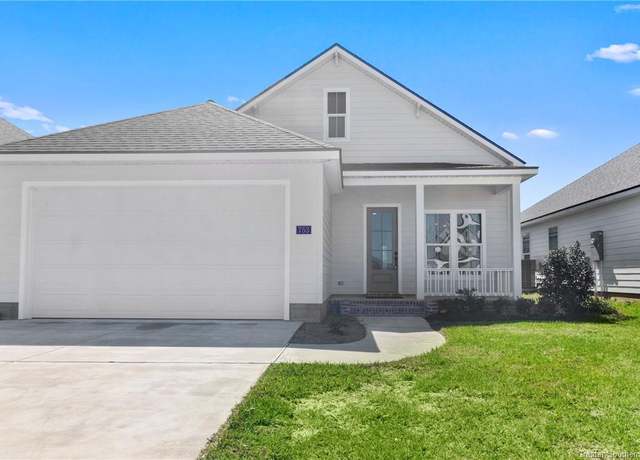 Property at 752 Lakewood Pointe Drive Drive, Lake Charles, LA 70605, 3 beds, 2 baths