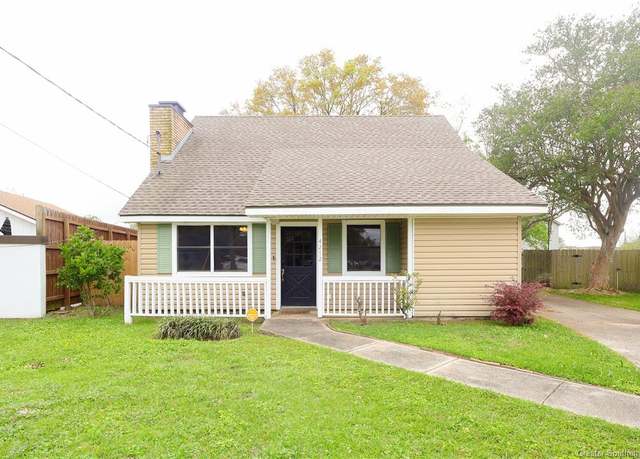 Property at 4272 Holly Hill Court Court, Lake Charles, LA 70605, 3 beds, 2 baths