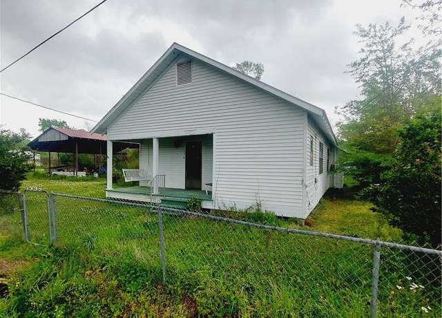 Property at 1004 Core Street Street, Dequincy, LA 70633, 3 beds, 2 baths