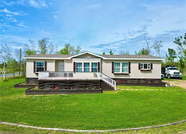 Property at 6150 Mccown Road Road, Lake Charles, LA 70615, 3 beds, 2 baths