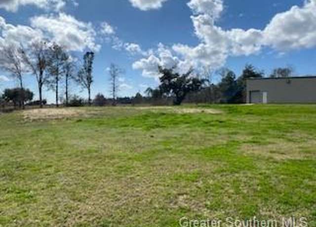 Property at 526 E Hebert Road Road, Lake Charles, LA 70607